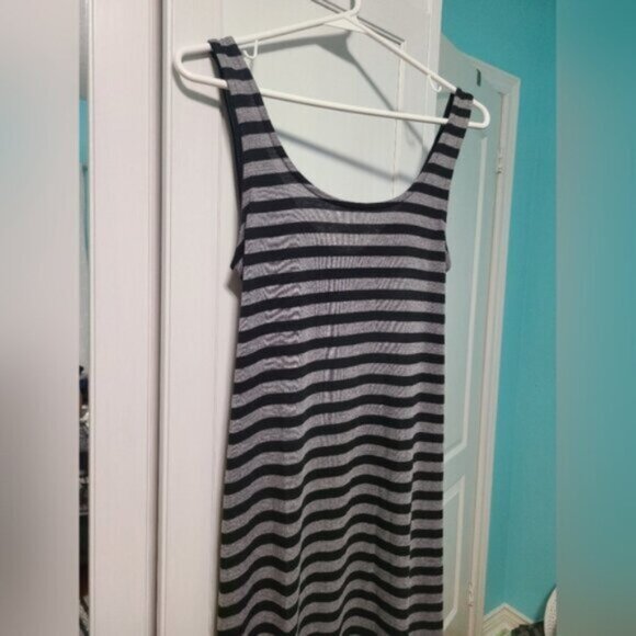 VENUS Black Grey Striped Side Slit Cut Out Back Casual Summer Maxi Dress Small - Picture 2 of 12